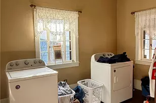 214 N Dawson St, Uhrichsville, OH 44683 - Photo 12