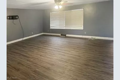 137 Clay Street, Weirton, WV 26062 - Photo 4