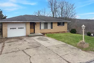 137 Clay St, Weirton, WV 26062 - Photo 2