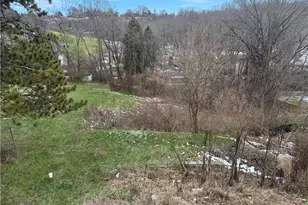 137 Clay St, Weirton, WV 26062 - Photo 22