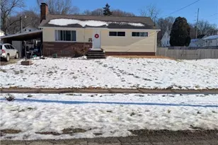 607 King St, Ravenna, OH 44266 - Photo 2