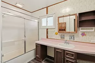 448 Fritsch Ave, Akron, OH 44312 - Photo 16