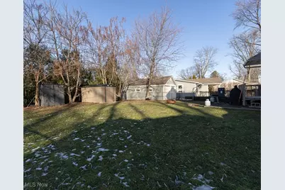 652 Alameda Avenue, Sheffield Lake, OH 44054 - Photo 4