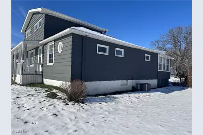 2117 W 19th Street, Ashtabula, OH 44004 - Photo 2