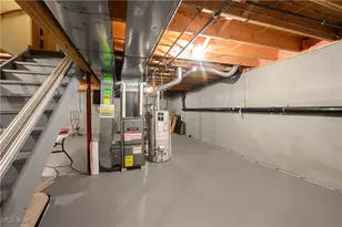 1283 S Azalea Blvd, Barberton, OH 44203 - Photo 20