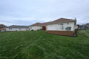 1283 S Azalea Blvd, Barberton, OH 44203 - Photo 4