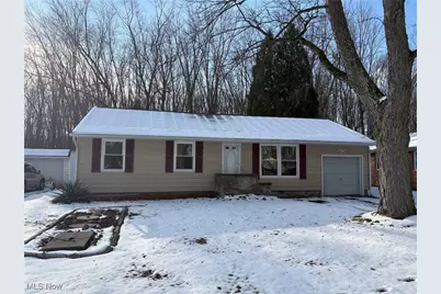 42141 Emerson Court, Elyria, OH 44035 - Photo 2
