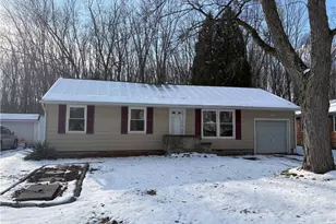 42141 Emerson Ct, Elyria, OH 44035 - Photo 2