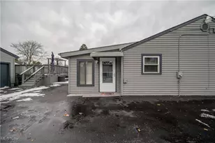 121 Centervale Ave, Boardman, OH 44512 - Photo 2