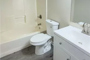 6728 Bayside Dr, Madison, OH 44057 - Photo 14