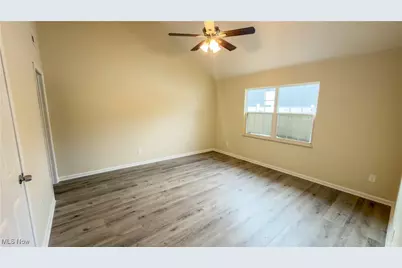 6728 Bayside Drive, Madison, OH 44057 - Photo 12