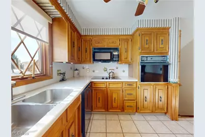 910 Canal Street, Magnolia, OH 44643 - Photo 12