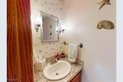 910 Canal Street, Magnolia, OH 44643 - Photo 8