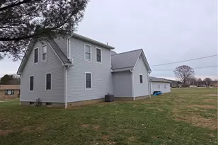 512 North St, Duncan Falls, OH 43734 - Photo 2