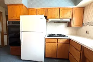 247 Georgia Ave, Elyria, OH 44035 - Photo 6