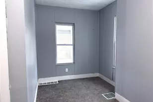 28 Christie St, Akron, OH 44303 - Photo 8