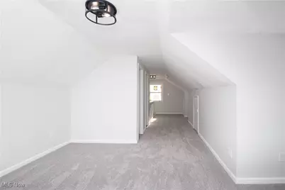 1093 Valdes Avenue, Akron, OH 44320 - Photo 16