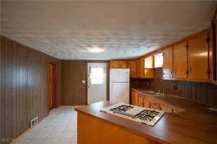 970 S Chillicothe Rd, Aurora, OH 44202 - Photo 34