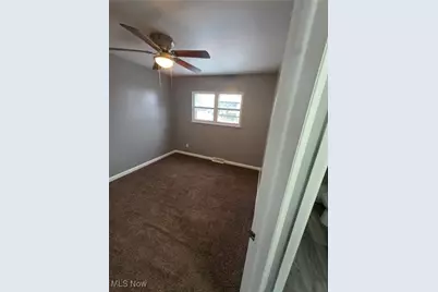 860 Jamestown Avenue, Elyria, OH 44035 - Photo 20