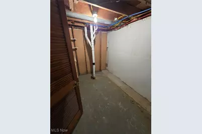 860 Jamestown Avenue, Elyria, OH 44035 - Photo 36