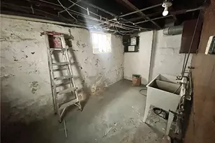 1629 Elberon Ave, East Cleveland, OH 44112 - Photo 16