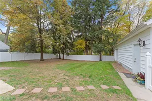 720 Knoll St SE, North Canton, OH 44709 - Photo 36