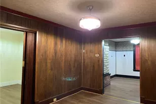 1661 E 93rd St, Loveland, OH 44106 - Photo 4