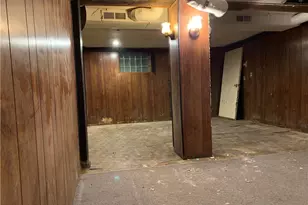 1661 E 93rd St, Loveland, OH 44106 - Photo 14