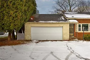 6123 Lucas Ave, Ashtabula, OH 44004 - Photo 24