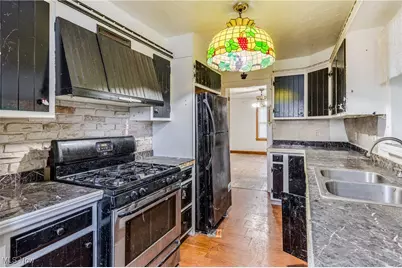 6123 Lucas Avenue, Ashtabula, OH 44004 - Photo 2