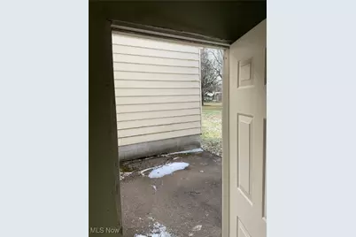 2824 S Meridian Road, Youngstown, OH 44511 - Photo 30