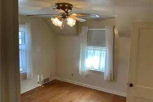 2824 S Meridian Rd, Youngstown, OH 44511 - Photo 16