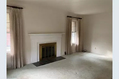 2824 S Meridian Road, Youngstown, OH 44511 - Photo 2