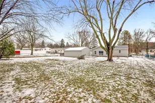 3930 Wadsworth Rd, Barberton, OH 44203 - Photo 6