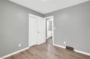 3930 Wadsworth Rd, Barberton, OH 44203 - Photo 18