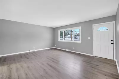 3930 Wadsworth Road, Barberton, OH 44203 - Photo 14