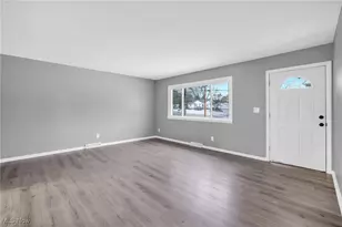 3930 Wadsworth Rd, Barberton, OH 44203 - Photo 14