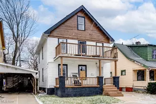 1093 E 147th St, Loveland, OH 44110 - Photo 2