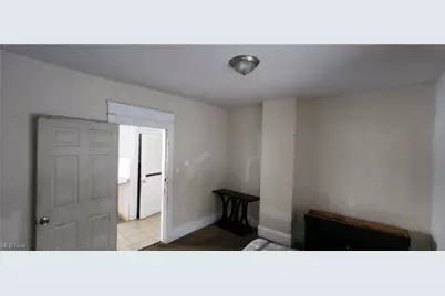 6639 Ovington, Loveland, OH 44127 - Photo 10