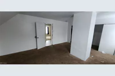 6639 Ovington, Loveland, OH 44127 - Photo 12