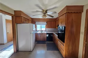 716 E 4th St, West Lafayette, OH 43845 - Photo 10