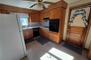 716 E 4th St, West Lafayette, OH 43845 - Photo 14