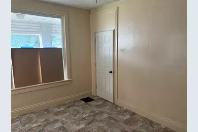 1013 Saint George, East Liverpool, OH 43920 - Photo 10