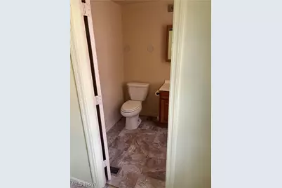 1013 Saint George, East Liverpool, OH 43920 - Photo 20