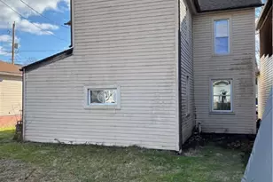 1013 Saint George, East Liverpool, OH 43920 - Photo 2