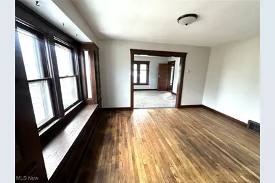 4270 Valley Road #UP, Loveland, OH 44109 - Photo 4