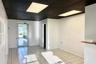 209 Lee St, Belpre, OH 45714 - Photo 4