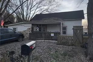 5618 Green Ridge Rd SE, New Philadelphia, OH 44663 - Photo 2