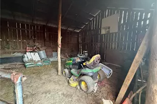 5618 Green Ridge Rd SE, New Philadelphia, OH 44663 - Photo 10