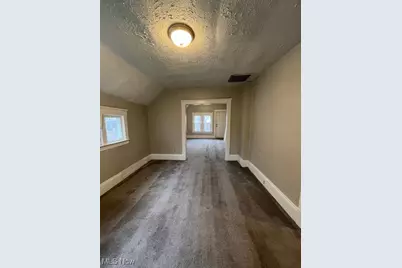 3715 W 37th Street, Loveland, OH 44109 - Photo 8